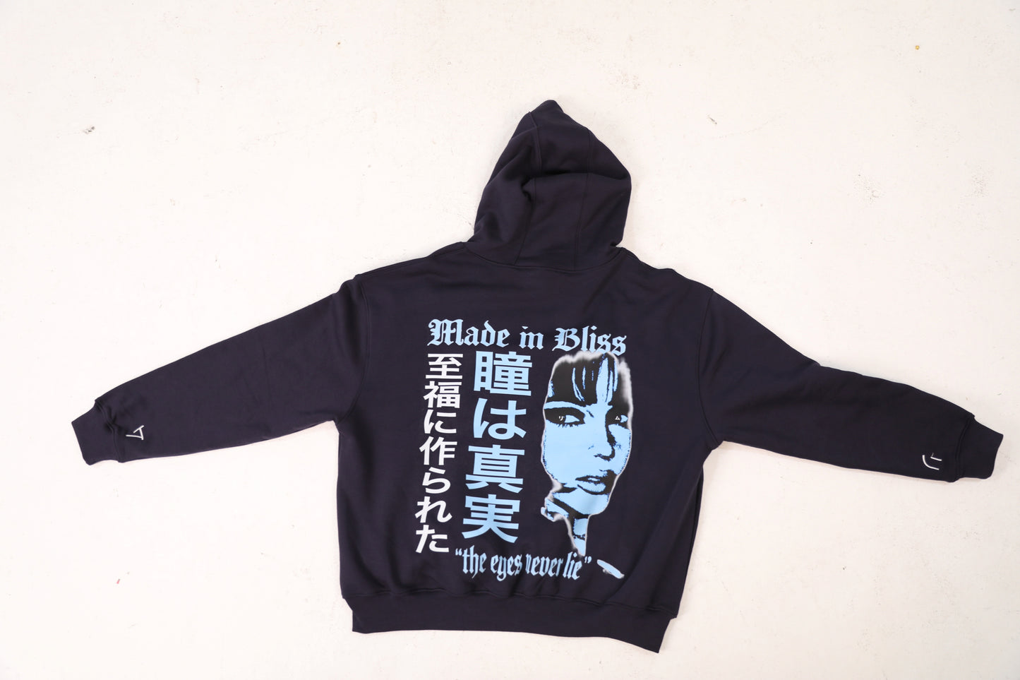THE EYES NEVER LIE Hoodie, Boxfit